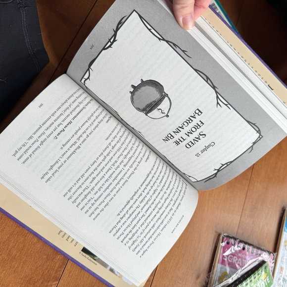 Disney Hocus Pocus Oral History Book - Purple and Yellow - Picture 3 of 6